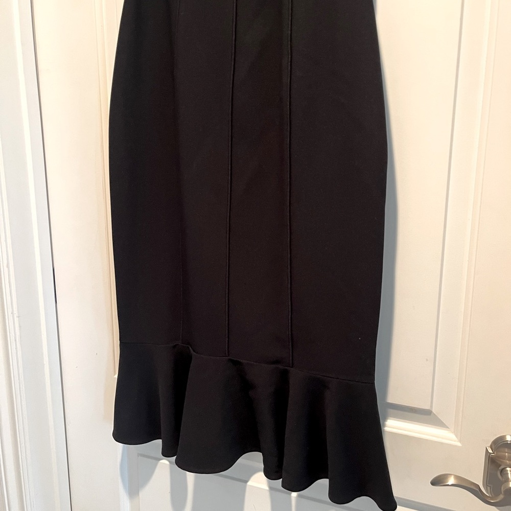 Black Halo black crepe tulip dress. Brand new never worn size 8 - Picture 4 of 4